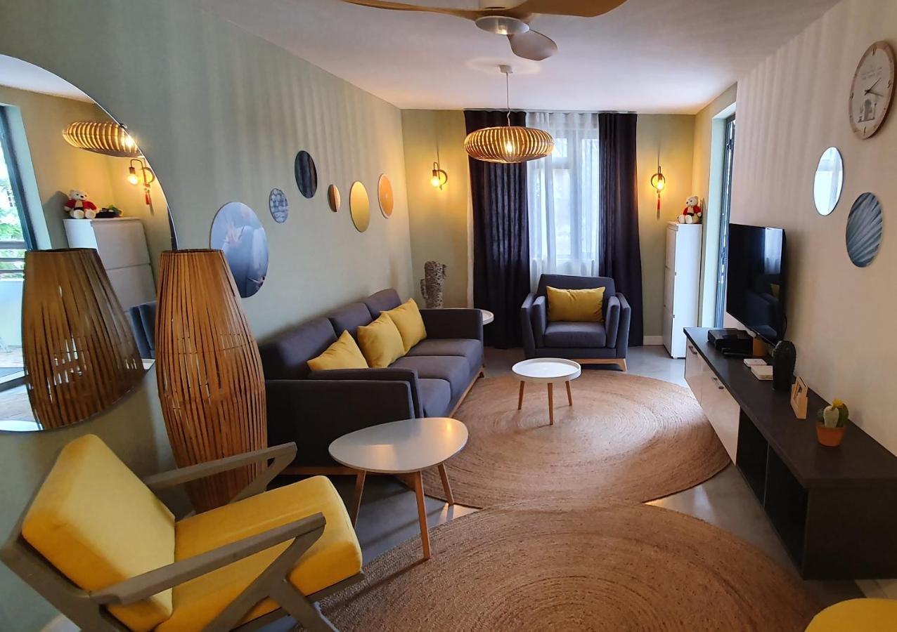 Les Cerisiers - Exclusive Beach Residence - 3 Bedroom Modern Apartment, Flic En Flac Flic en Flac Exterior foto